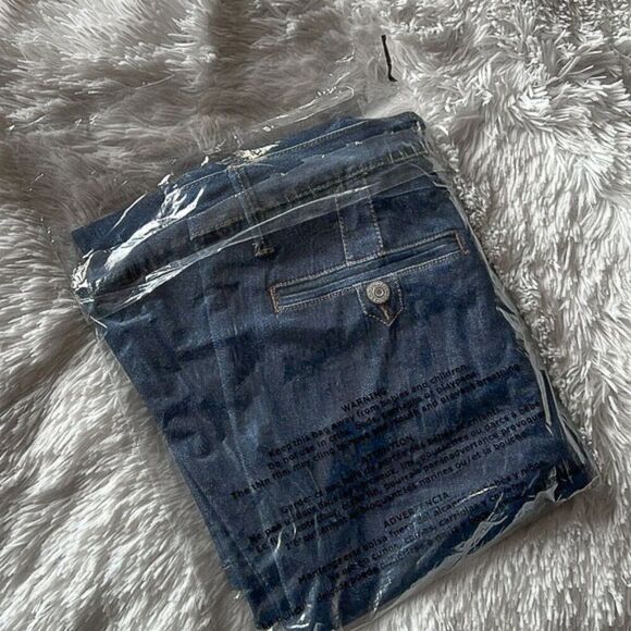 Judy Blue Women's High Rise Tummy Control Classic Crop Wide Leg Jeans NWT 11/30 - Picture 7 of 8